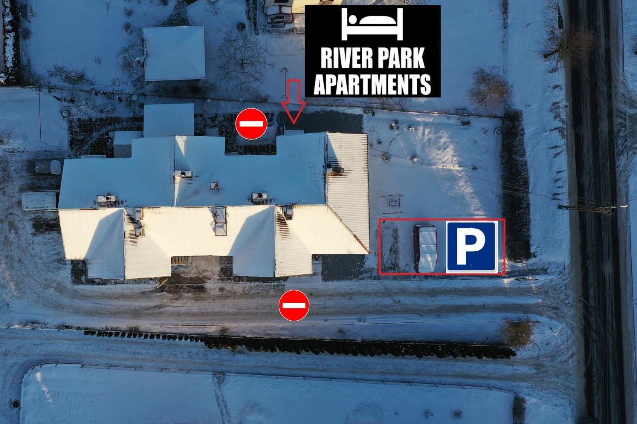 River Park Apartments อุคแมร์เก ภายนอก รูปภาพ